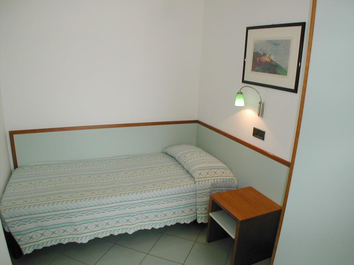 Aparthotel Mediterraneo 4*