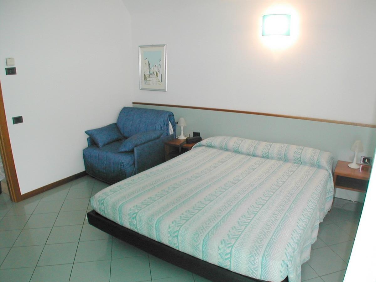 Aparthotel Mediterraneo 4*